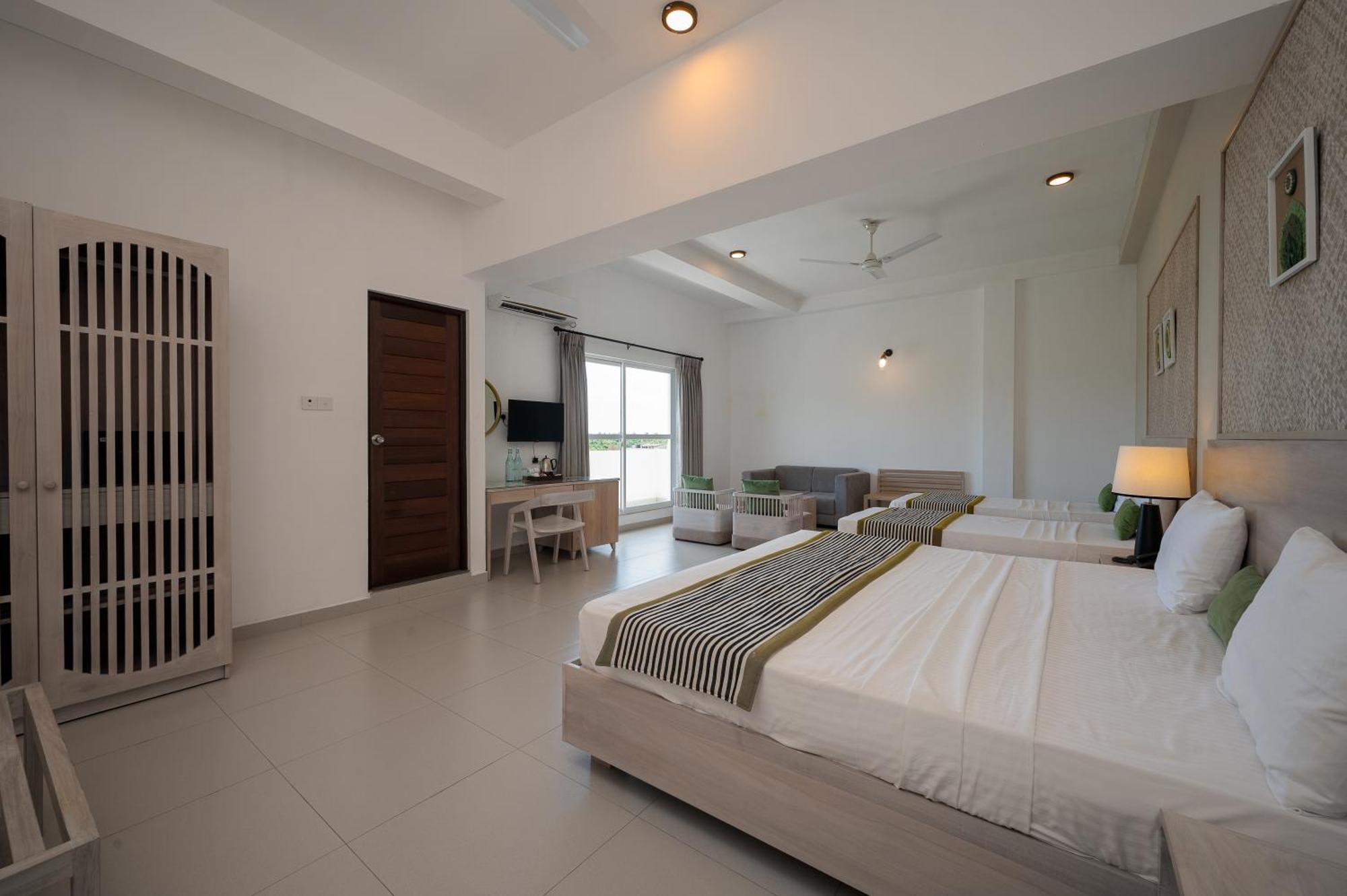 Hotel Oviya Vavuniya Eksteriør bilde